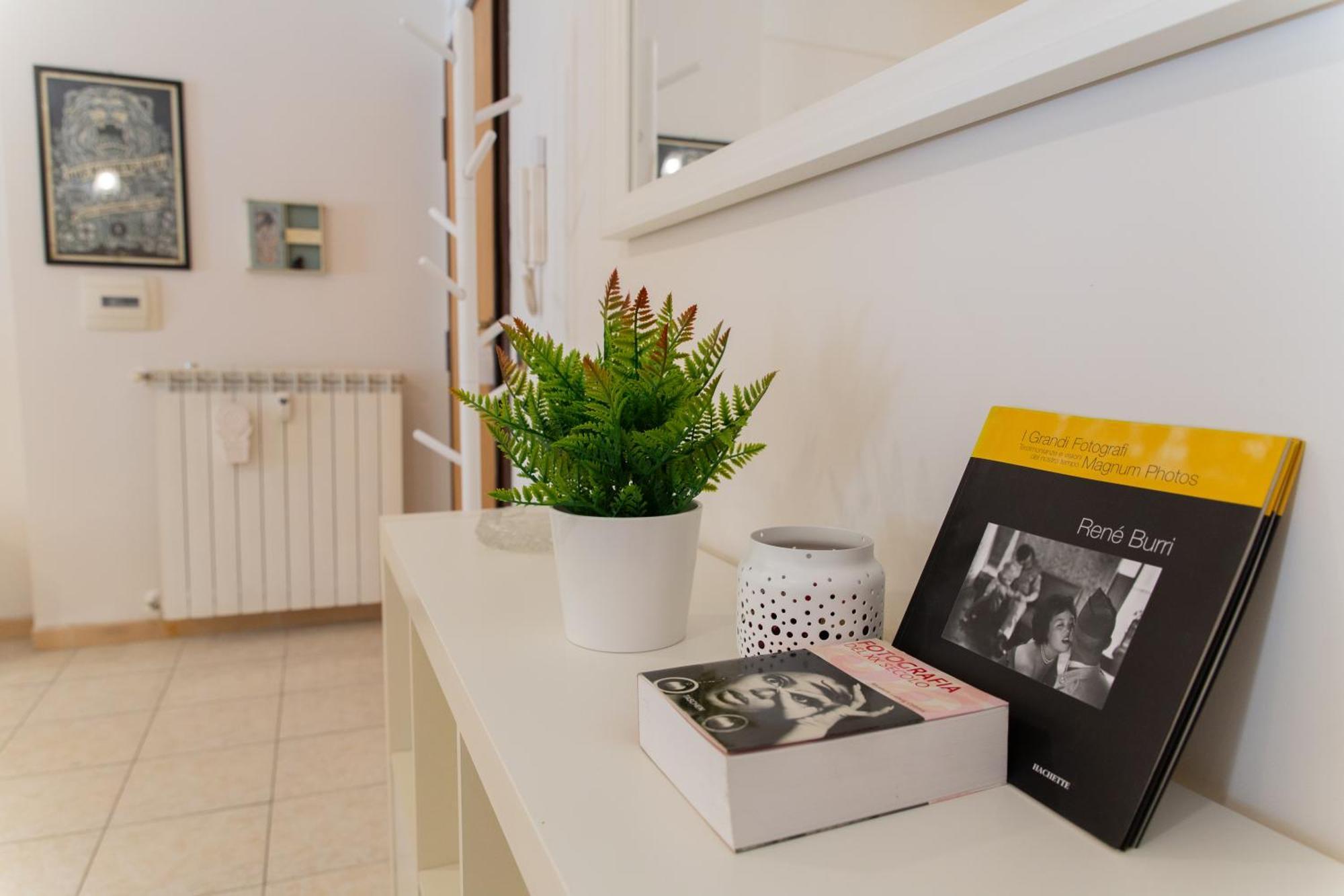 Apartamento Cinecitta - Metro A Giulio Agricola A-c Roma